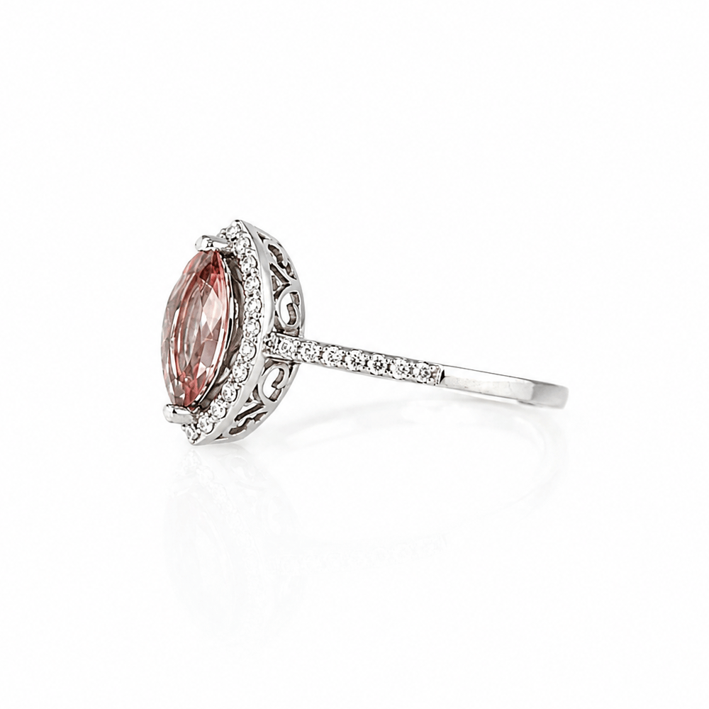 14K White Gold Pink Tourmaline & Diamond Halo Ring
Gold & Silver Pawn Shop