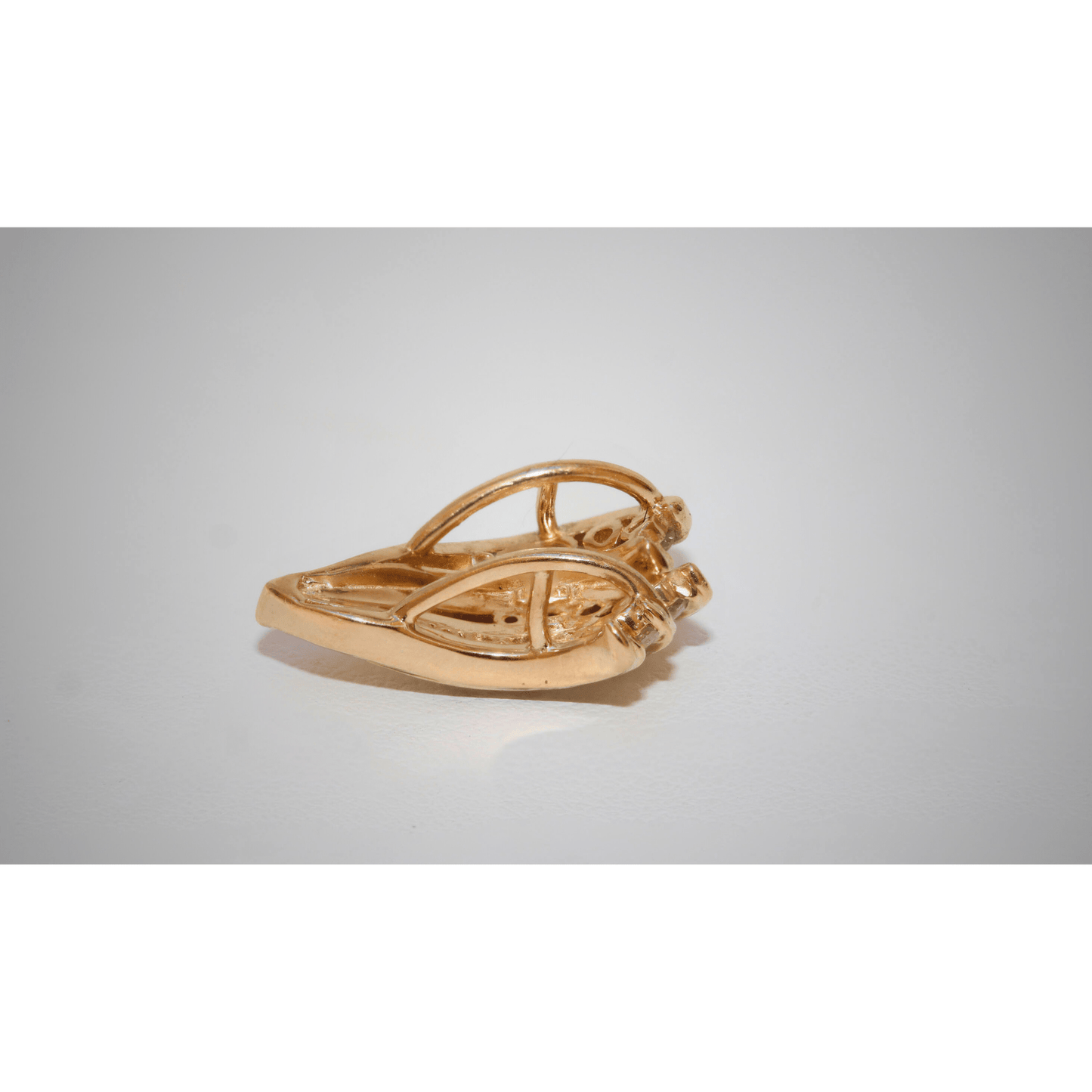 14K Diamond Scallop Pendant Necklace Gold & Silver Pawn Shop