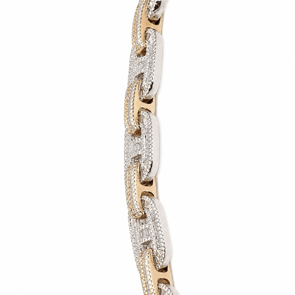 21" 10K Two-Tone Gold Diamond Gucci Link Chain Necklace
Gold & Silver Pawn Shop