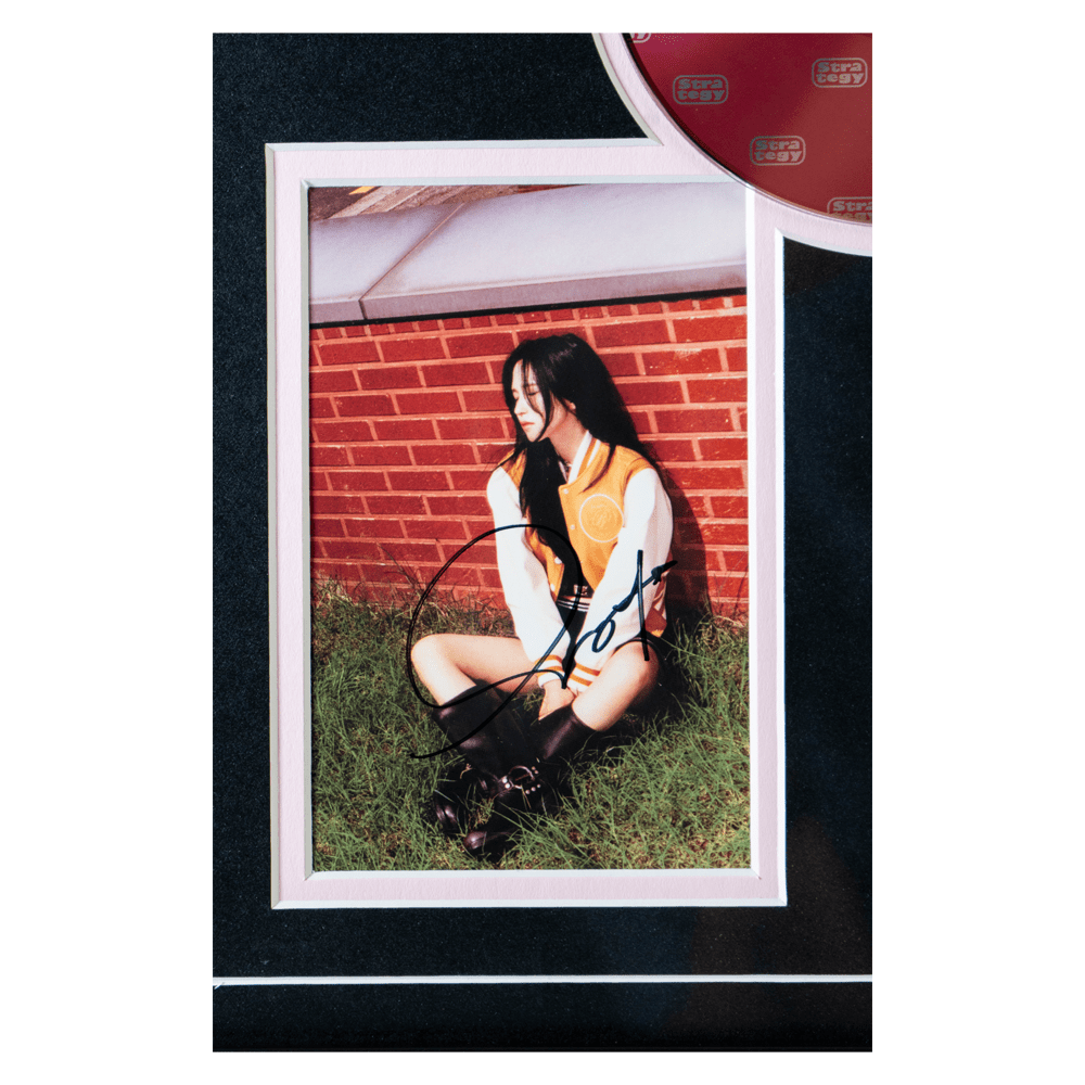 Mina Twice Authentic Signature Gold & Silver Pawn Shop