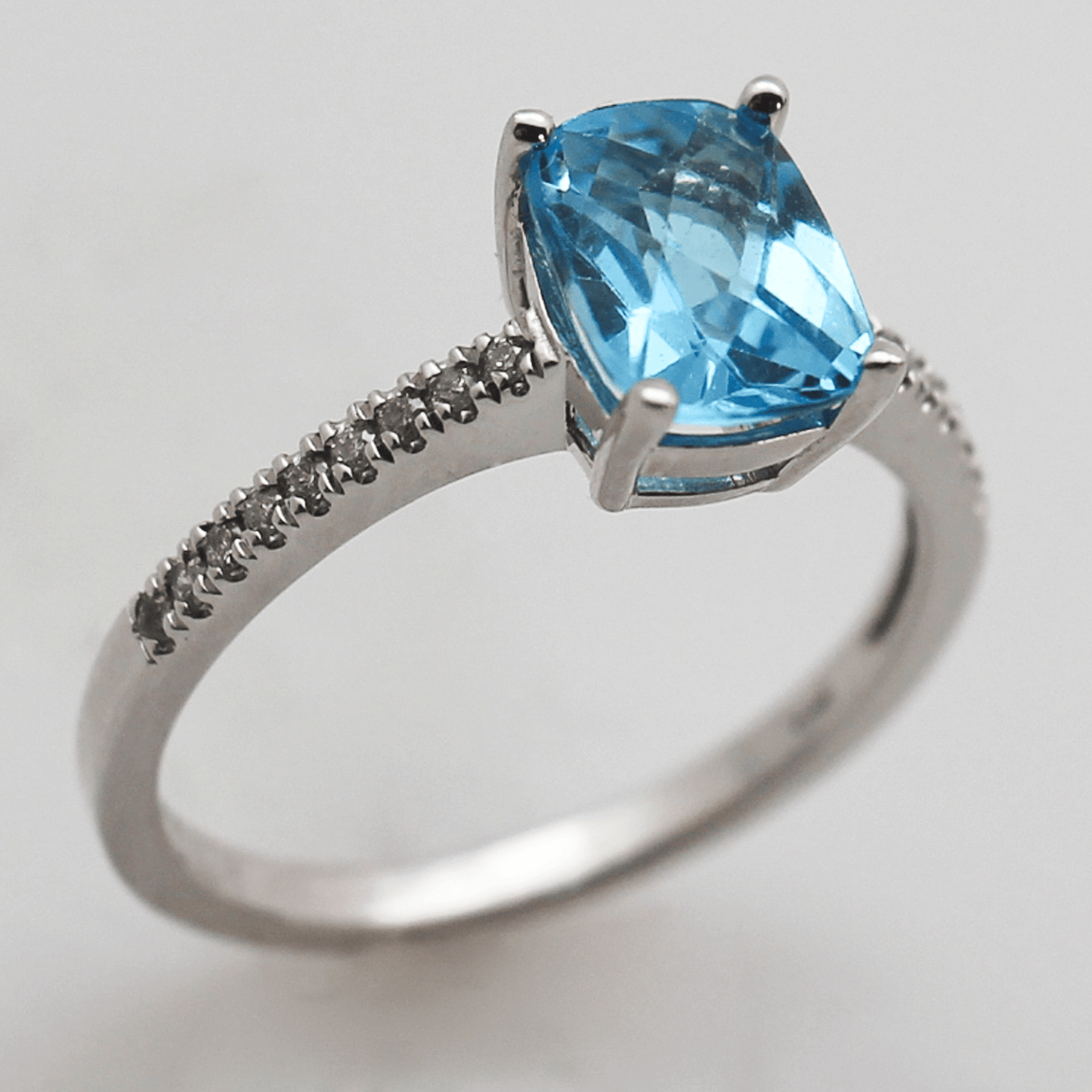 14K Blue Topaz Cushion Rectangular Diamond Ring Gold & Silver Pawn Shop