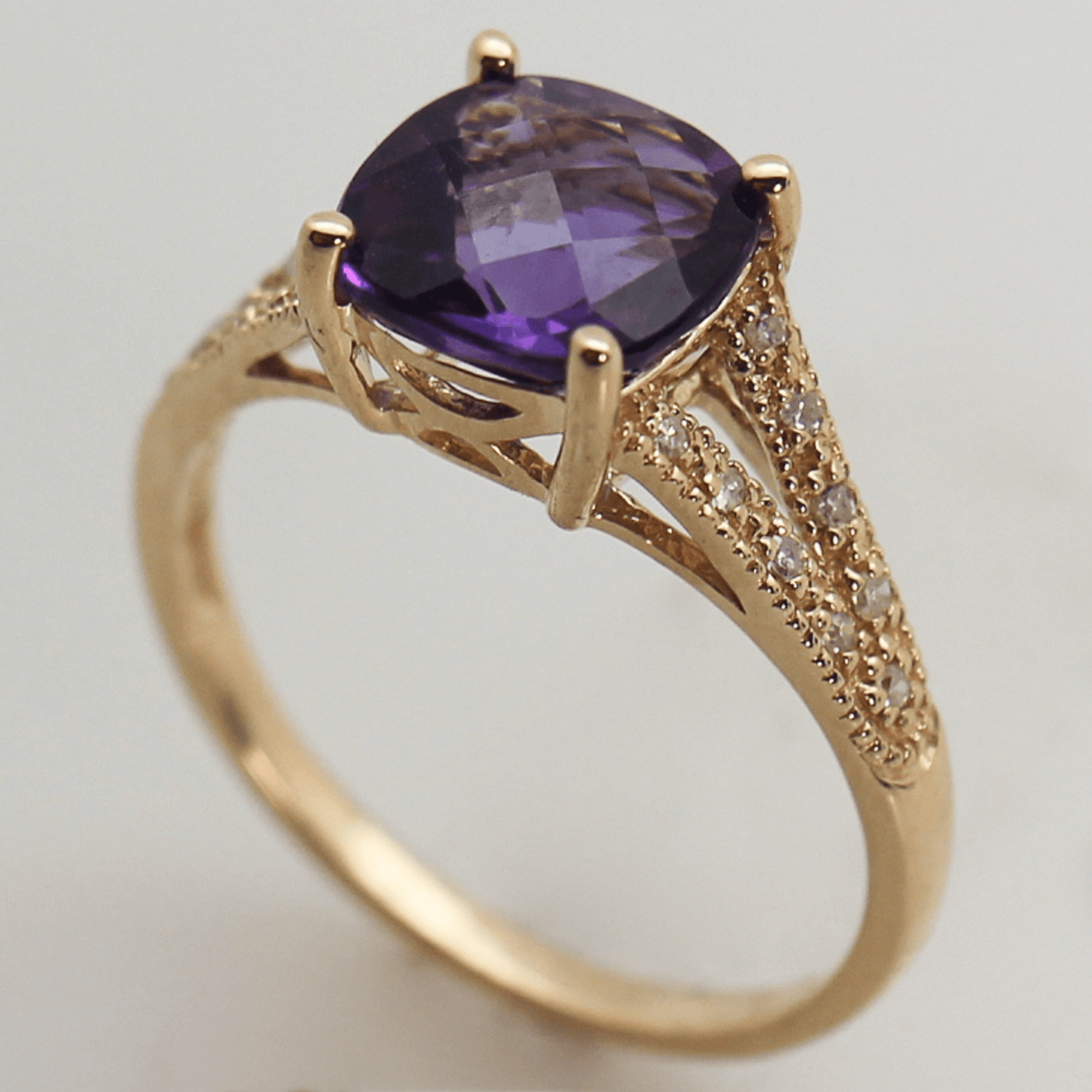 10KYG Cushion-Cut Amethyst Diamond Ring Gold & Silver Pawn Shop
