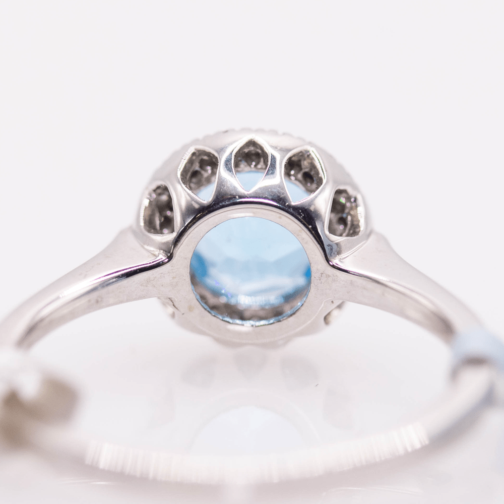 Round Cut Blue Topaz White Gold Ring Gold & Silver Pawn Shop