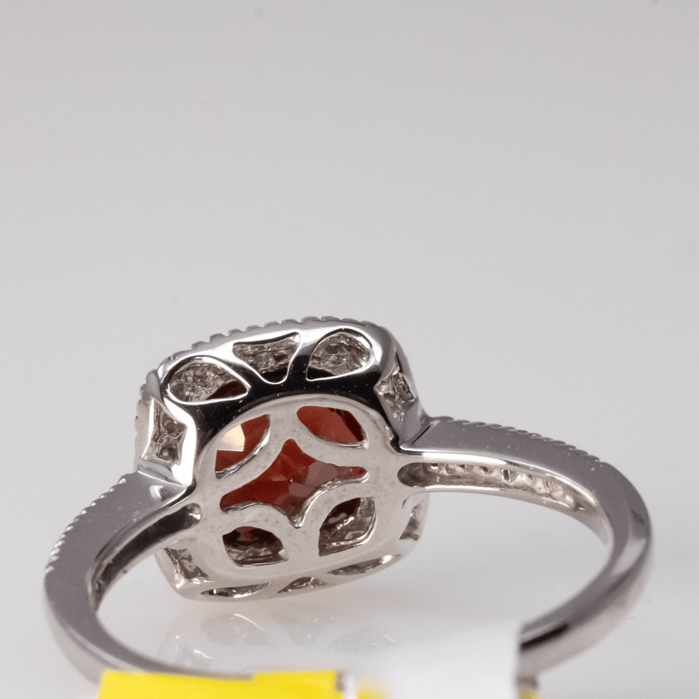 10K 2.4G Garnet Ring
Gold & Silver Pawn Shop