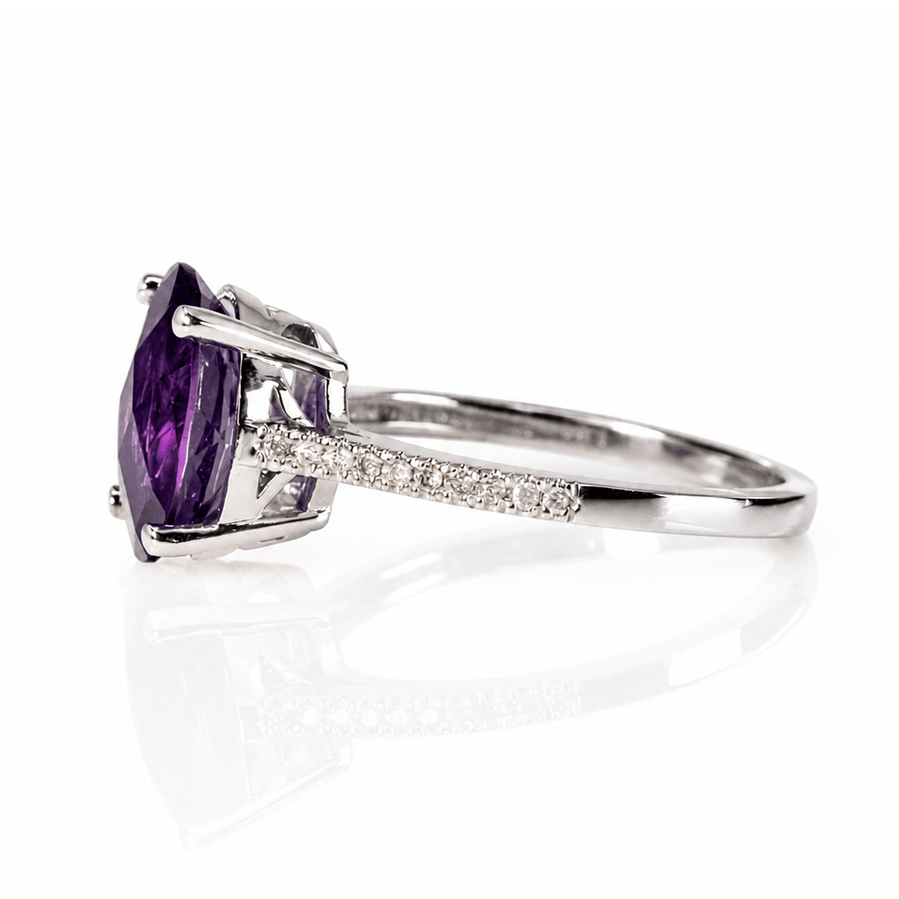 14K White Gold Amethyst & Diamond Ring
Gold & Silver Pawn Shop