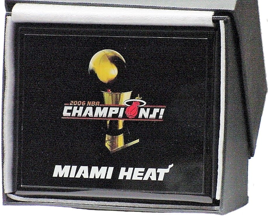2006 Miami Heat Championship Ring with Box Gold & Silver Pawn Shop