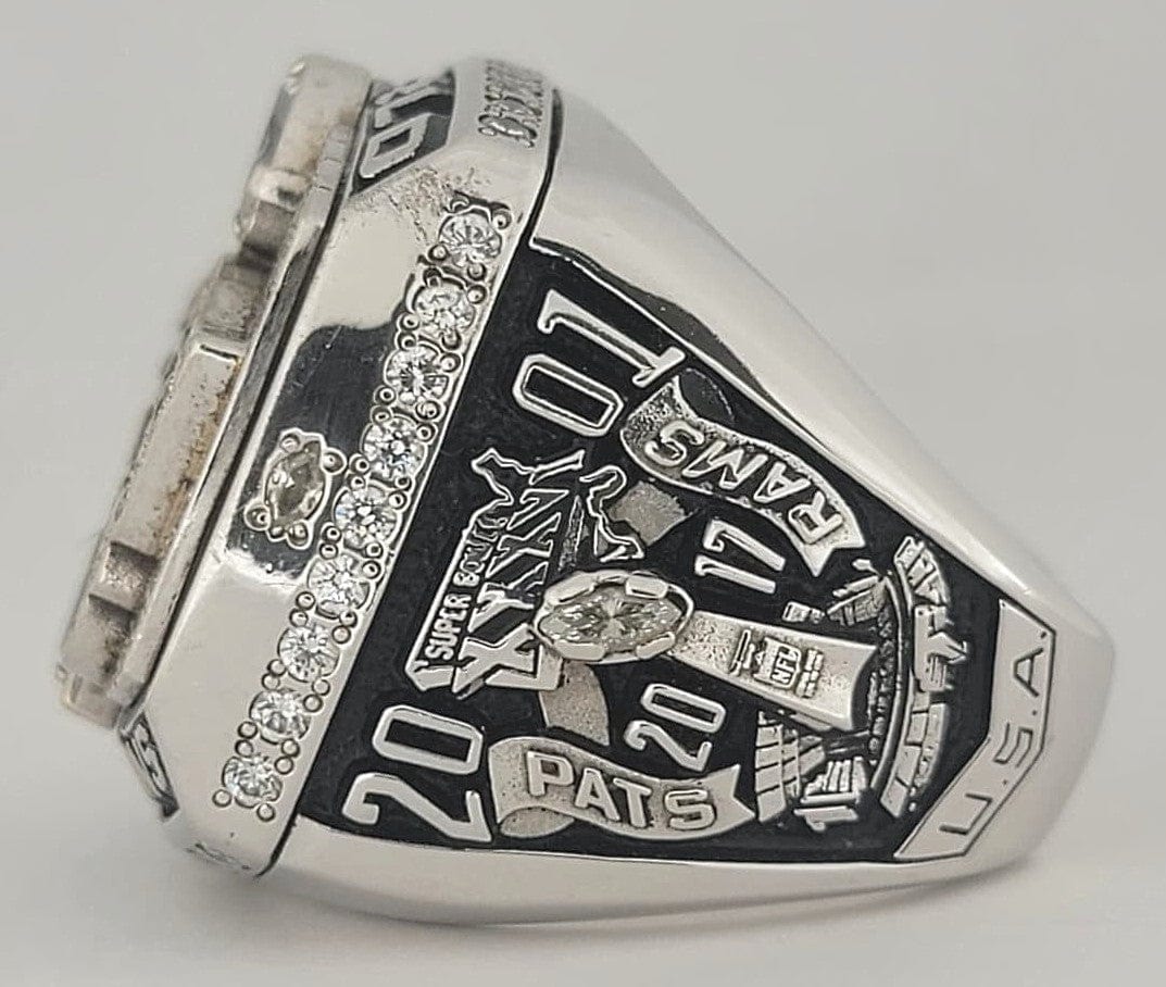 2001 New England Patriots Super Bowl Ring Gold & Silver Pawn Shop