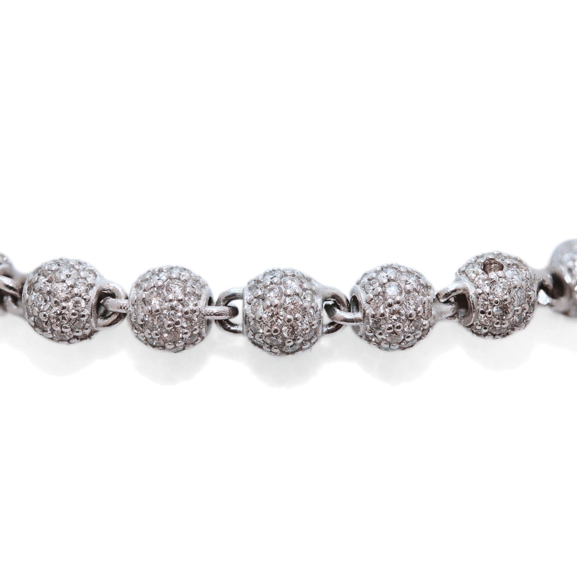 10K White Gold 11.8G Diamond Sphere Bracelet Close Up View