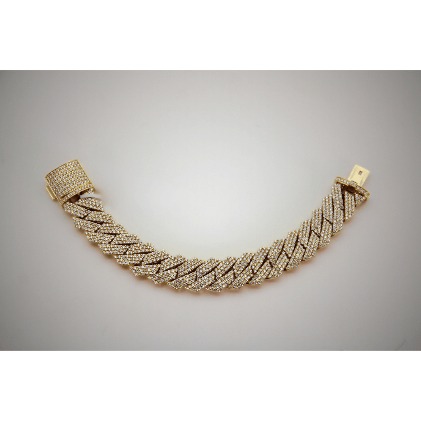 10K Yellow Gold Diamond Bracelet Glamour VIew