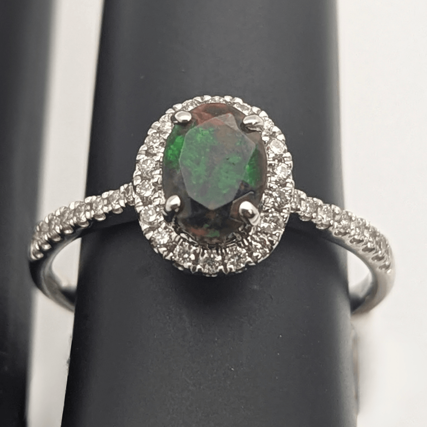 14K White Gold 1.8G Opal Diamond Ring Front Opal View