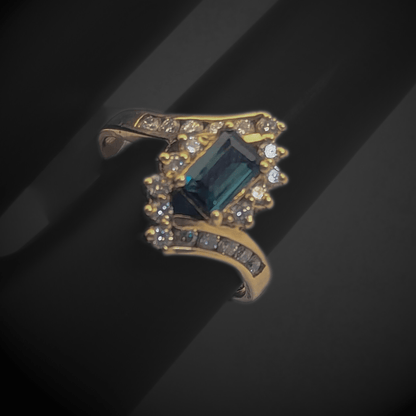 14K Yellow Gold Green Tourmaline & Diamond Ring