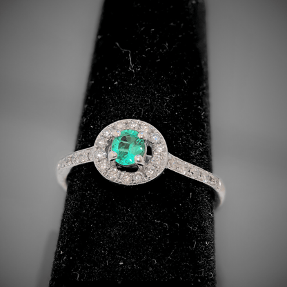 14K White Gold 2.30G Emerald Diamond Ring 