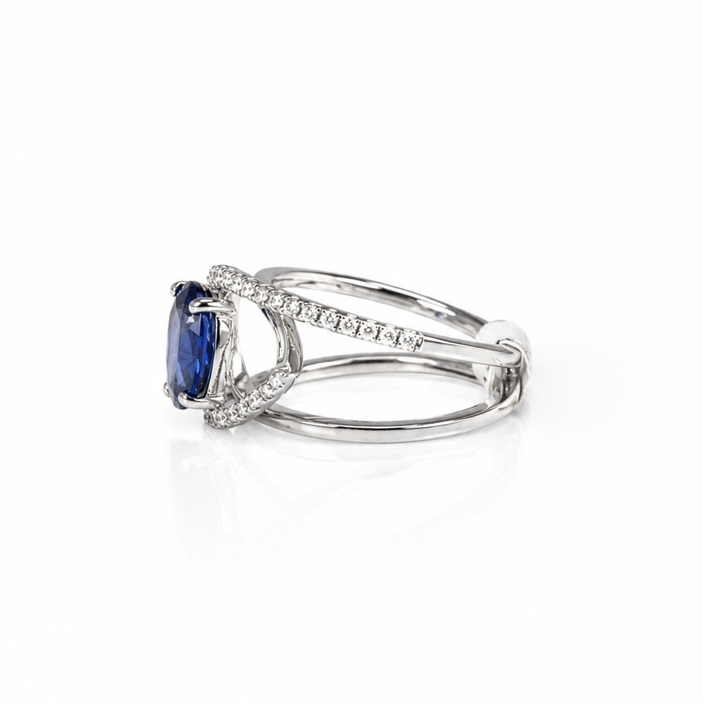 14K White Gold 2.40 CT Sapphire & Diamond Split Shank Ring
Gold & Silver Pawn Shop