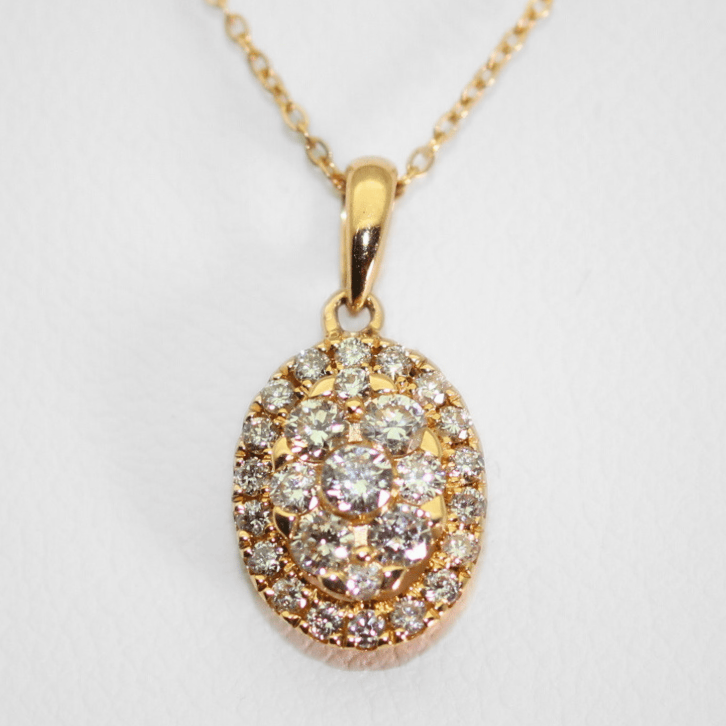 14K Yellow Gold 1.63G Diamond Pendant Necklace Front View Close Up