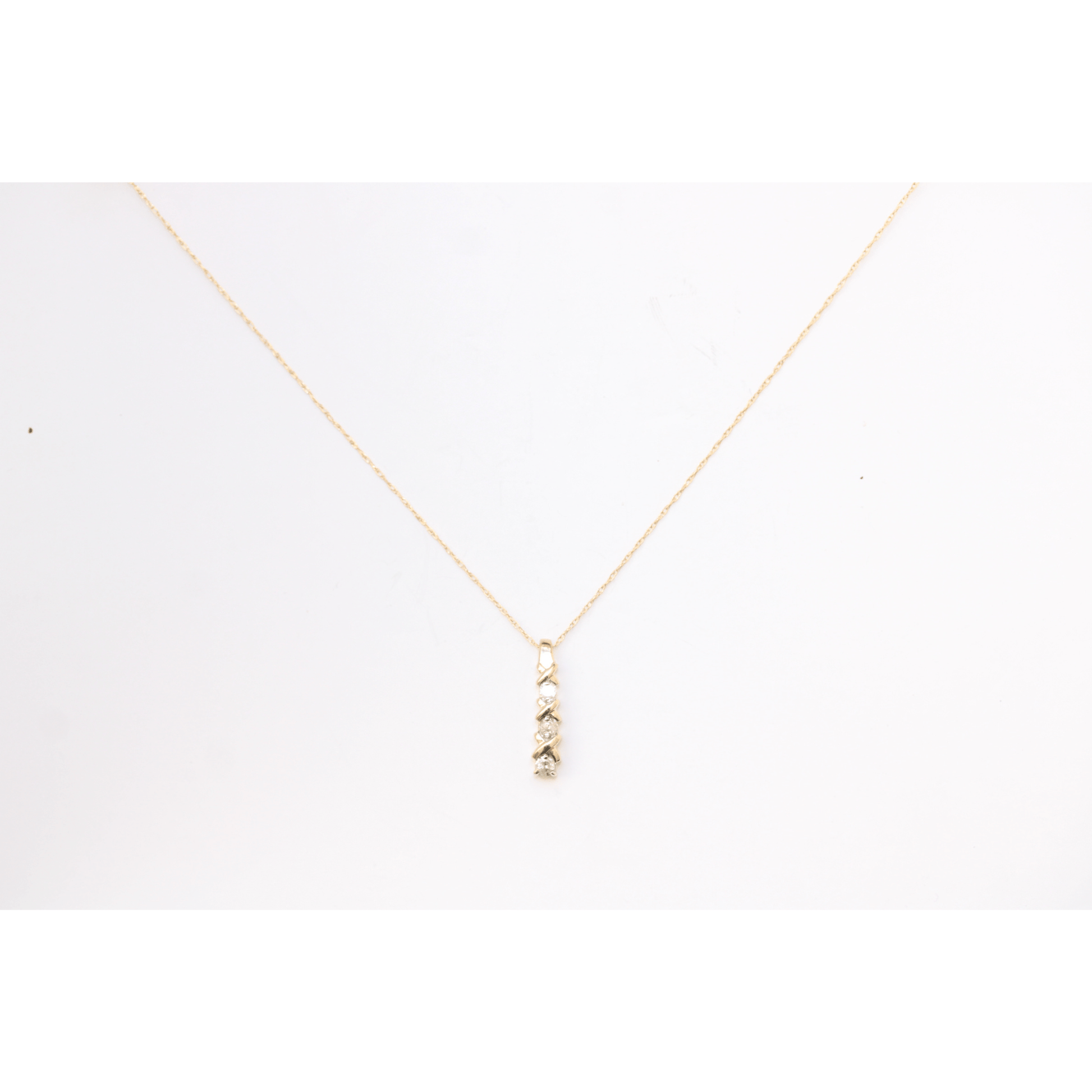 14K Yellow Gold 1.7G Diamond Pendant Necklace 