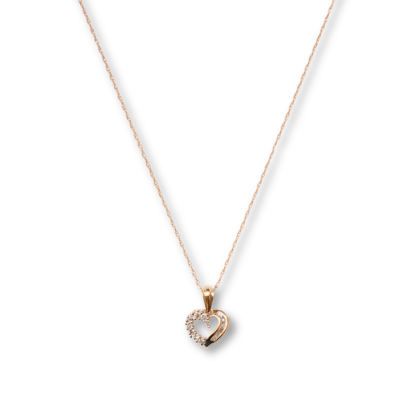 14K Yellow Gold 2.2G Diamond Heart Pendant Necklace Display 