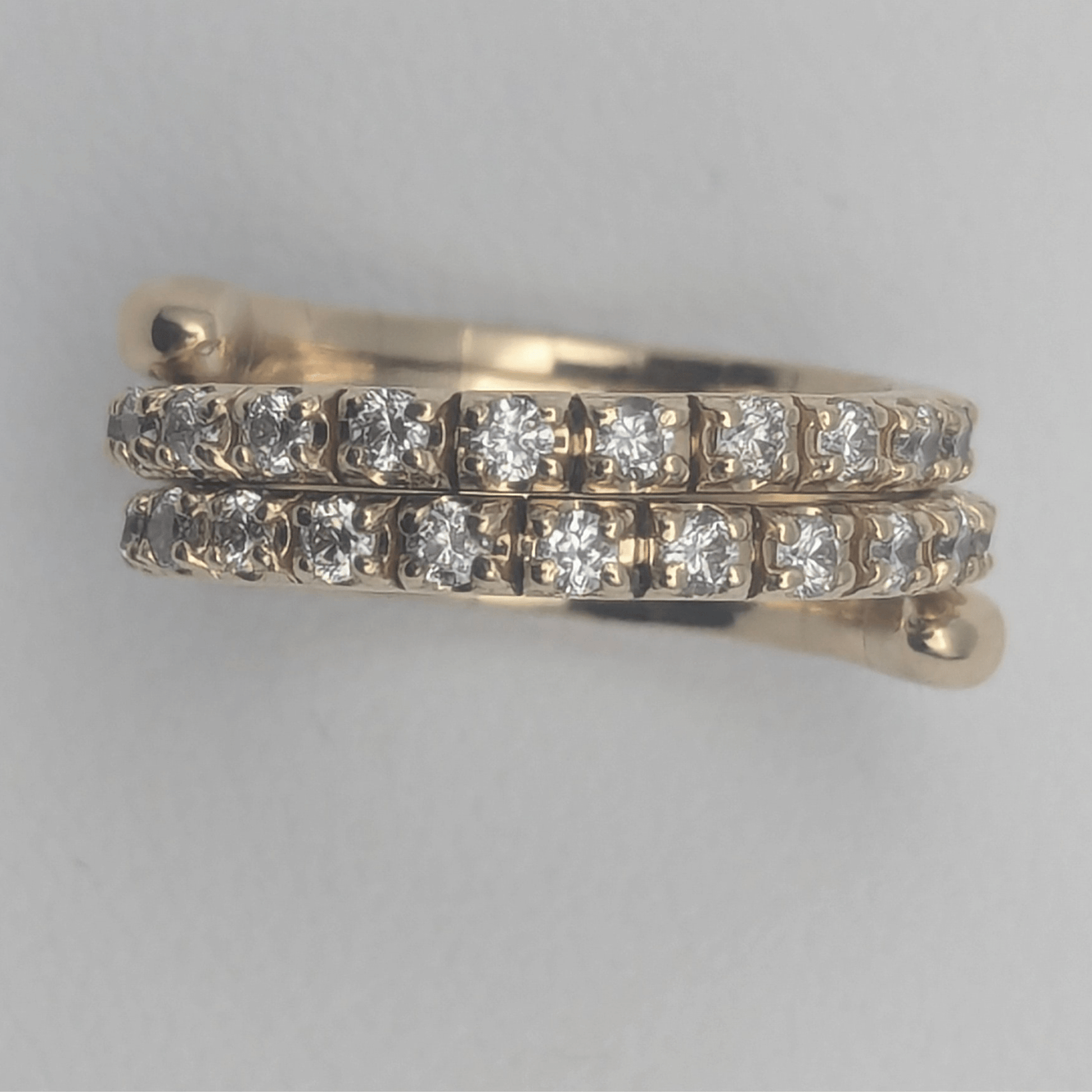 14K Yellow Gold 5.2G Diamond Ring Front VIew Close Up