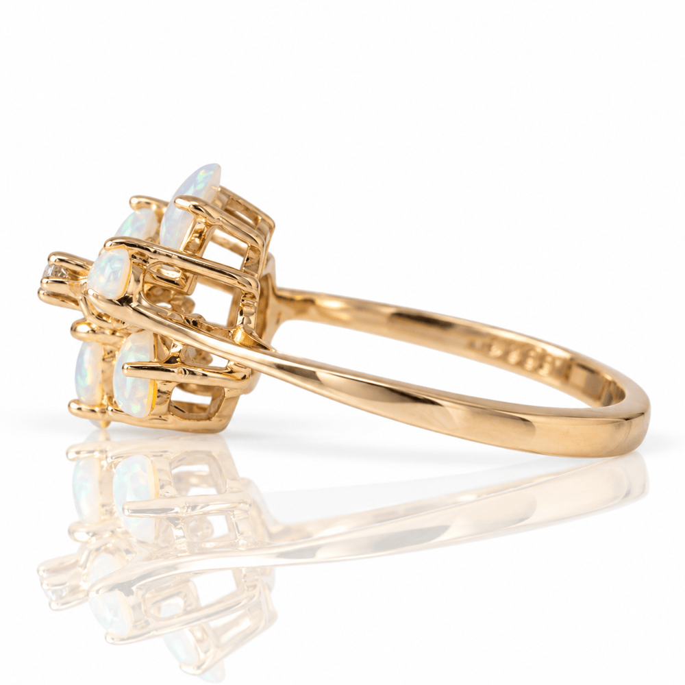 14K Yellow Gold 6-Opal & Diamond Floral Cluster Ring
Gold & Silver Pawn Shop