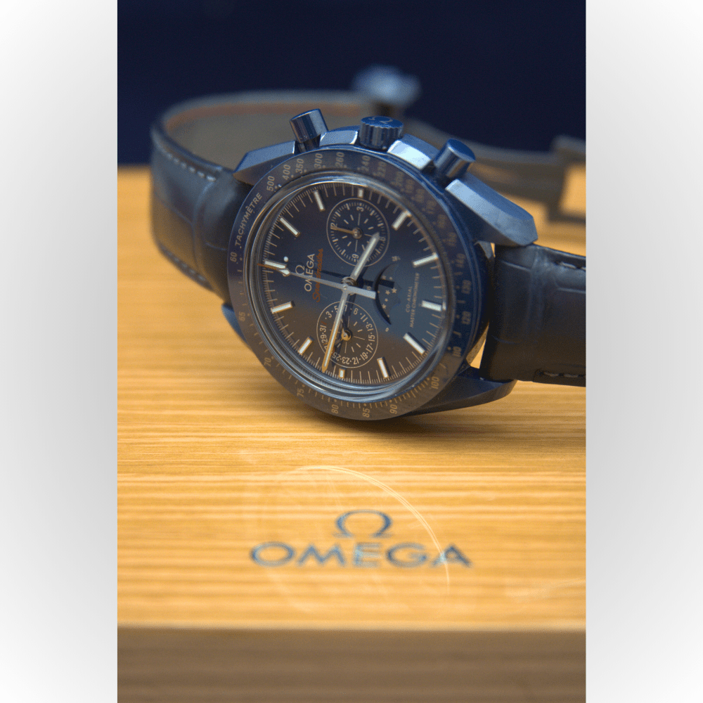 Omega Speedmaster Moonphase Wristwatch Extra Display View