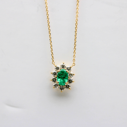 18K Yellow Gold 2.3G Emerald Necklace 