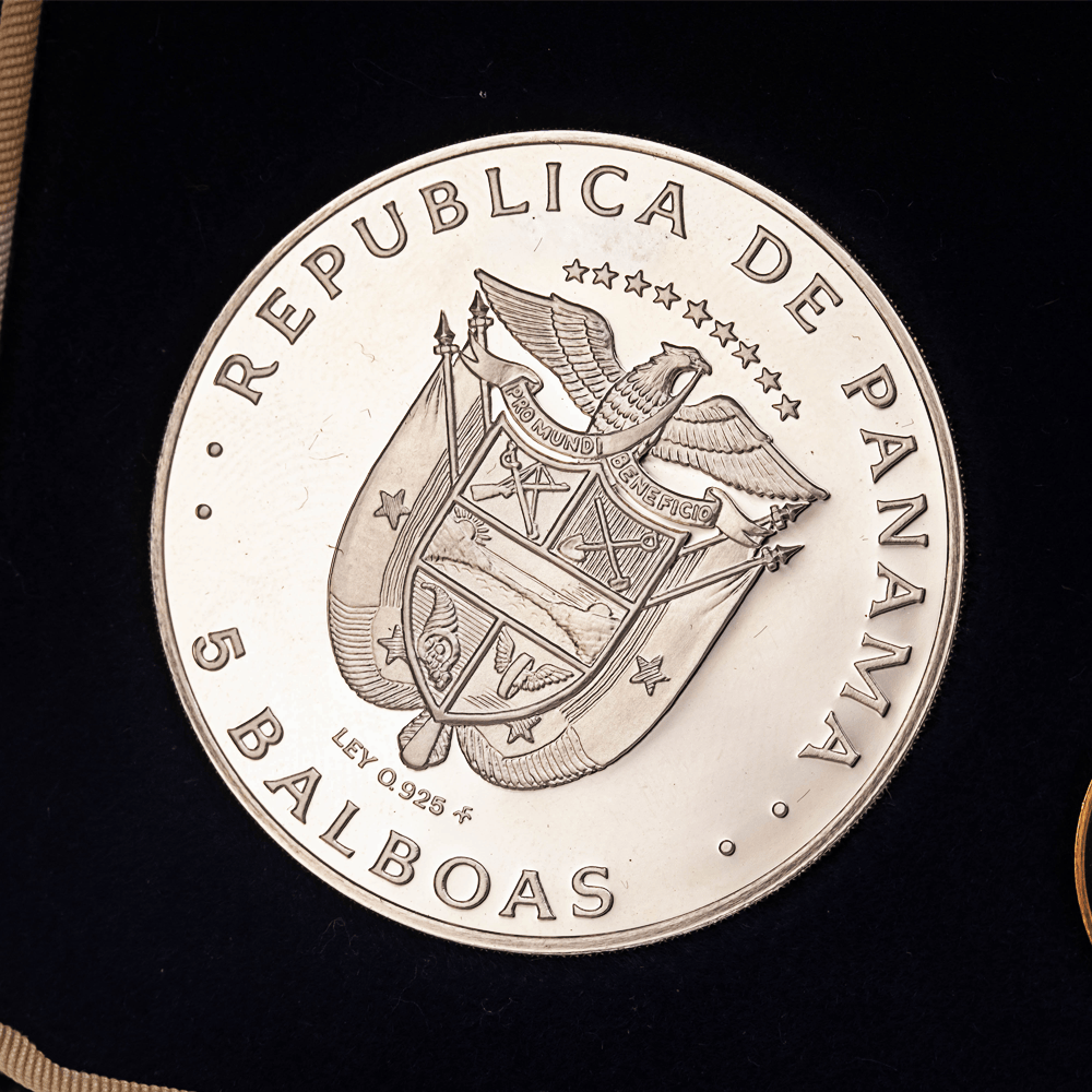 1975 Republic of Panama 9-Coin Proof Set
Gold & Silver Pawn Shop