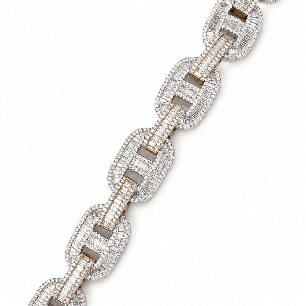 21" 10K Two-Tone Gold Diamond Gucci Link Chain Necklace
Gold & Silver Pawn Shop