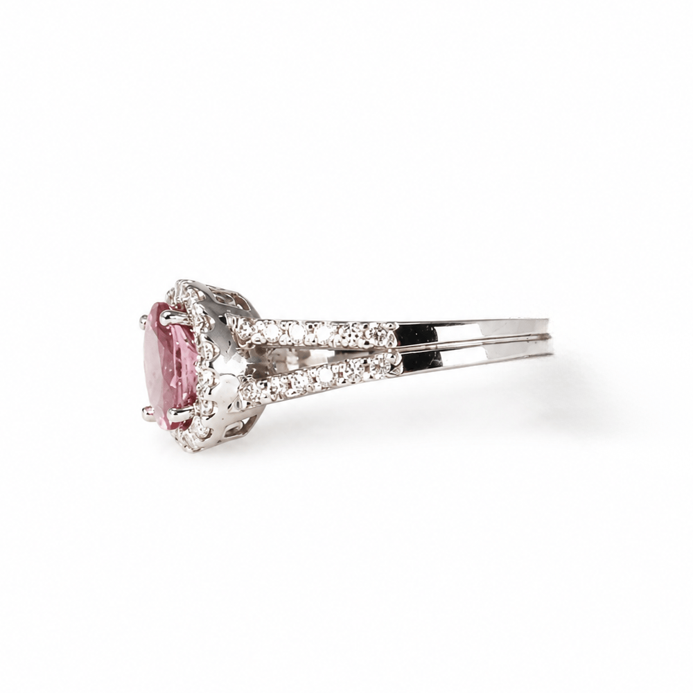 14K White Gold Pink Tourmaline & Diamond Halo Ring
Gold & Silver Pawn Shop