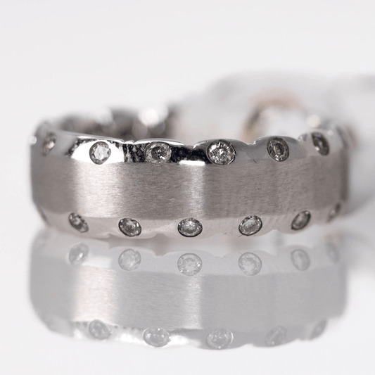 Men's 10K Free Form Ring Gold & Silver Pawn Shop