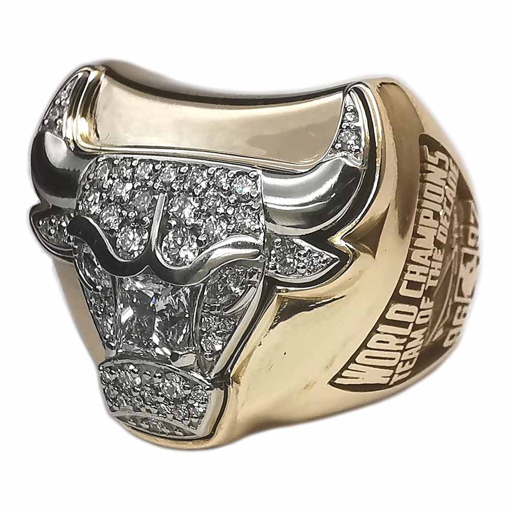 1997 Chicago Bulls NBA Championship Ring – Gold & Silver Pawn Shop