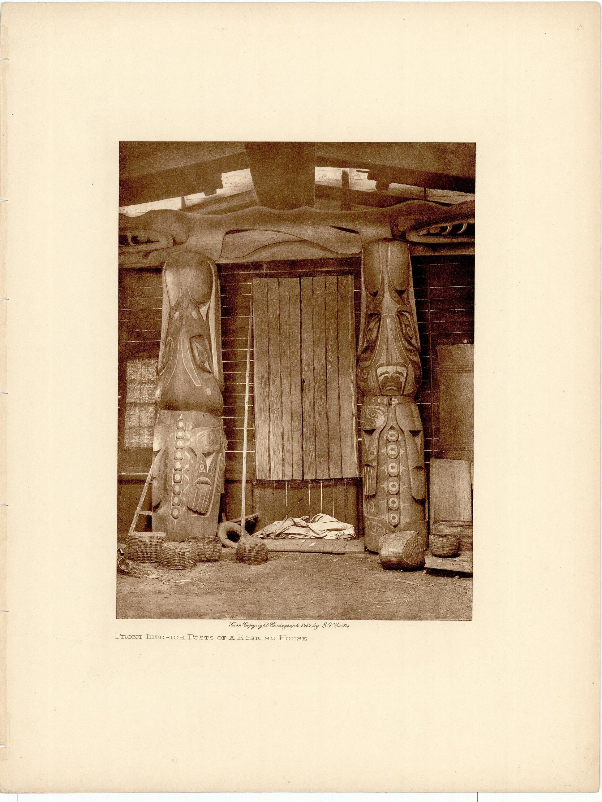 Edward Curtis Frontier posts of a koskimo house