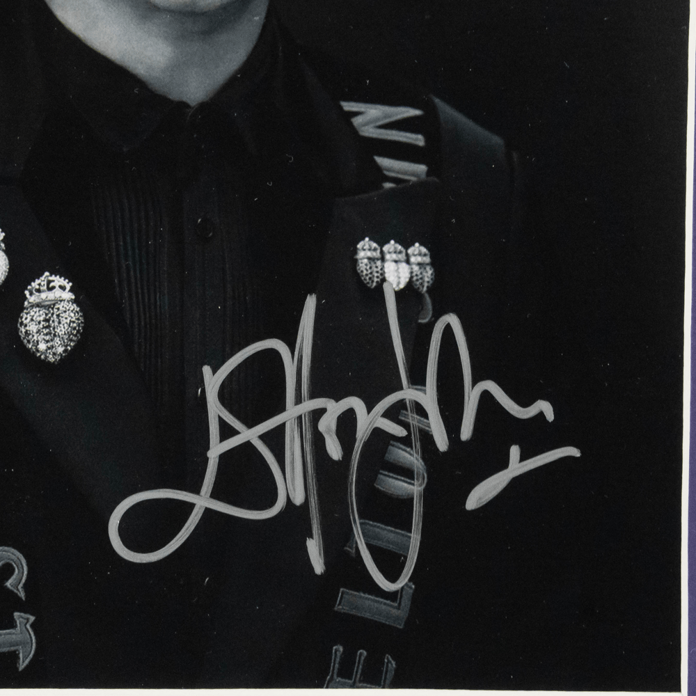 Elton John - Red Memorabilia
Gold & Silver Pawn Shop