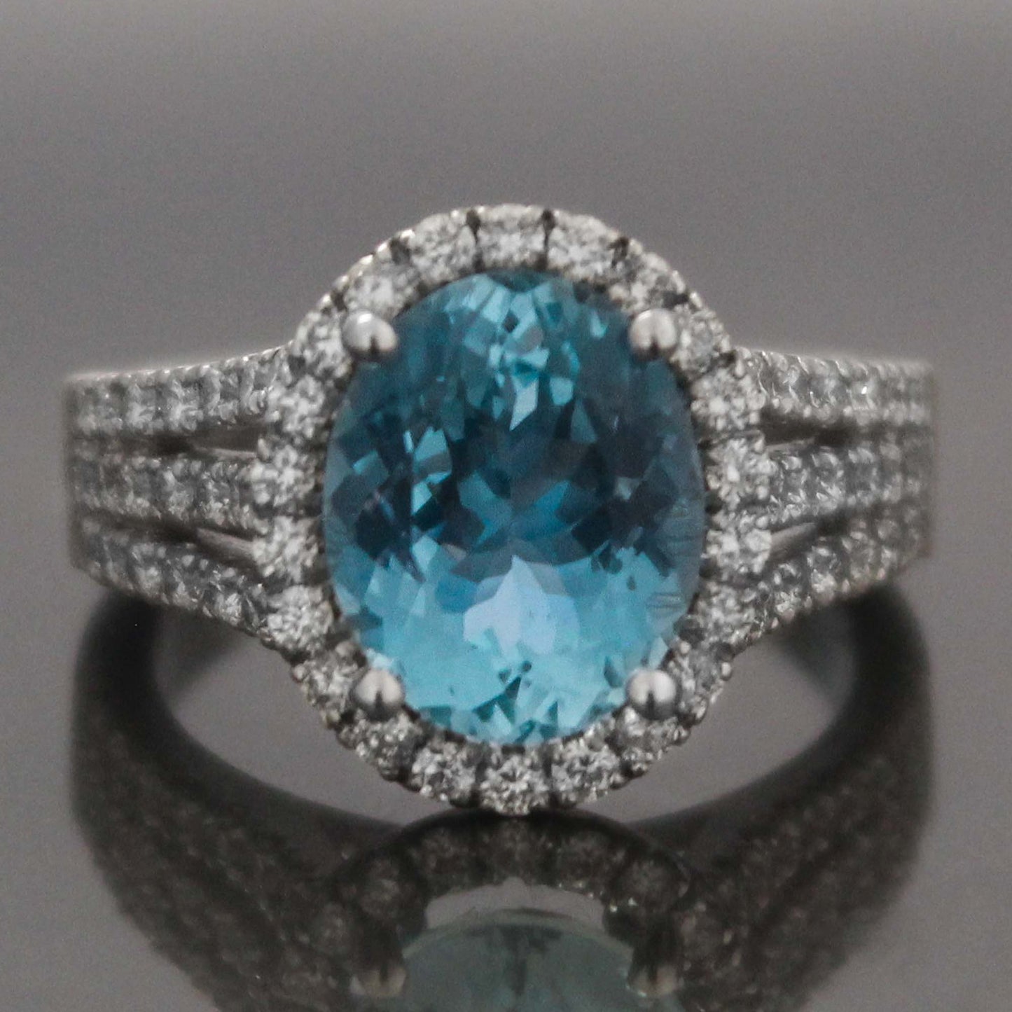 18k White Gold Aqua Diamond Ring  Reflection