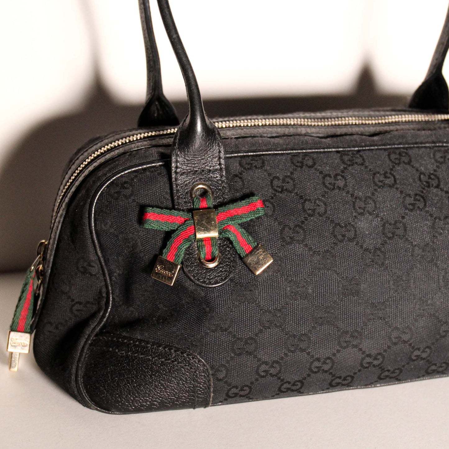 GG Canvas Gucci Designer Handbag