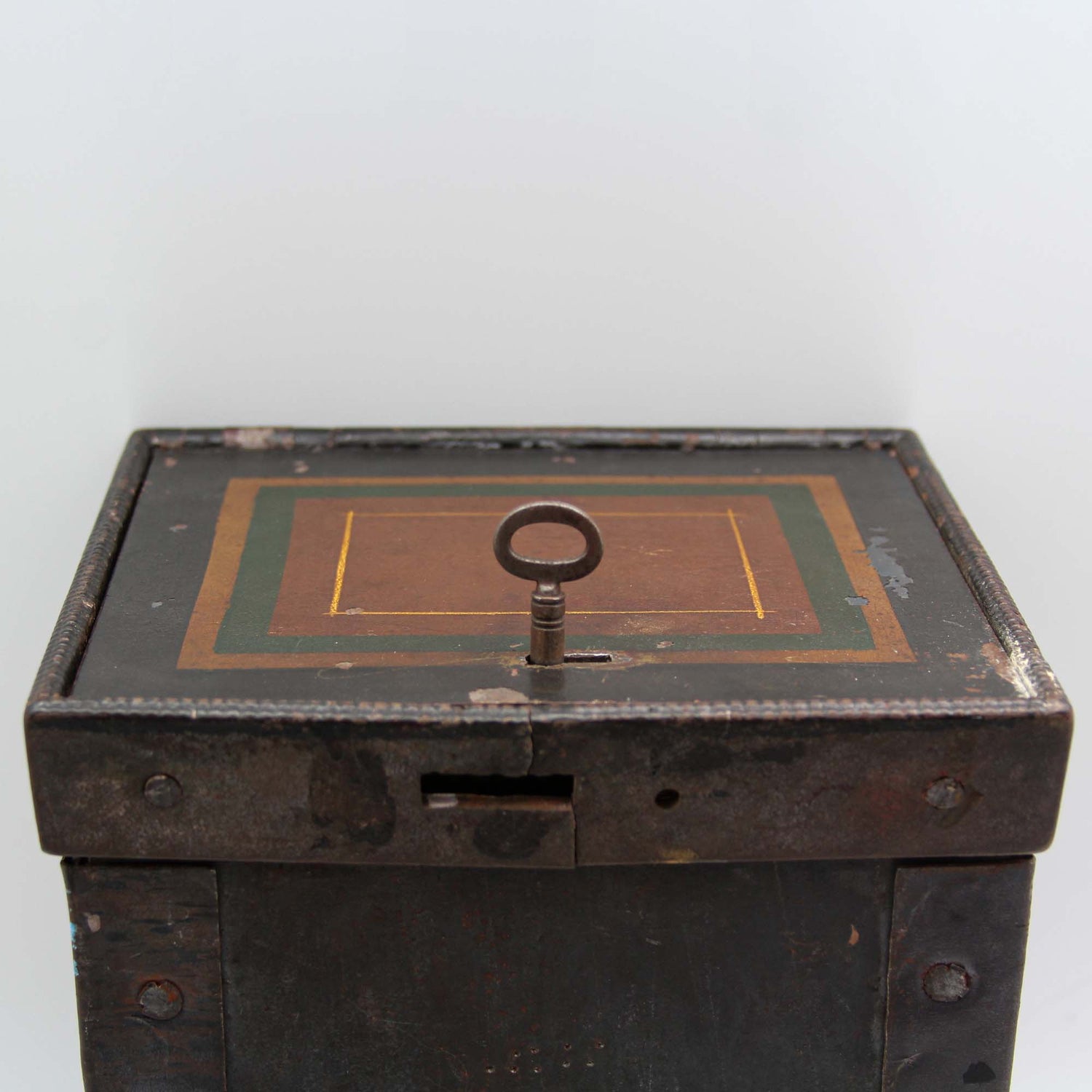 Safety Deposit Box – Gold & Silver Pawn Shop