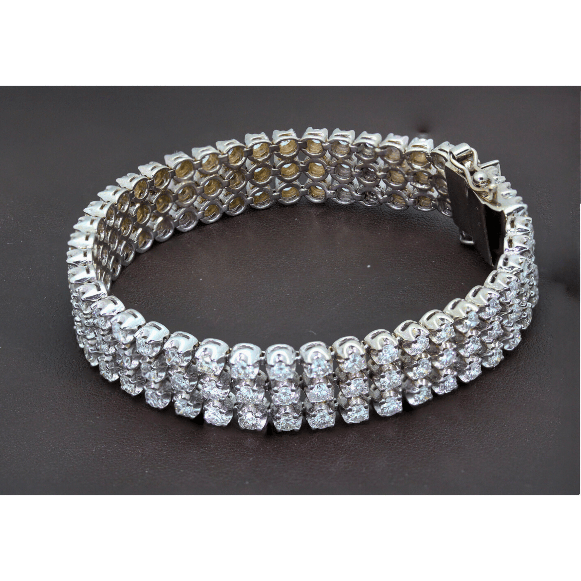 14K YG 10 CTW Tennis Bracelet Extra View 1