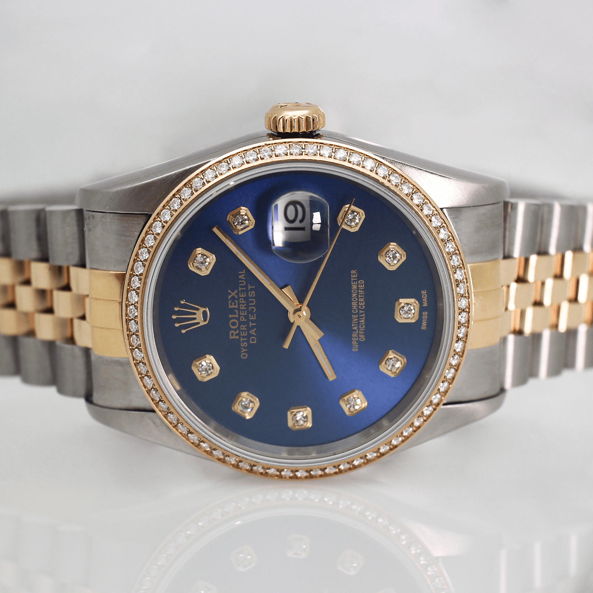 1995 Rolex Datejust 2 Tone Wristwatch Gold & Silver Pawn Shop