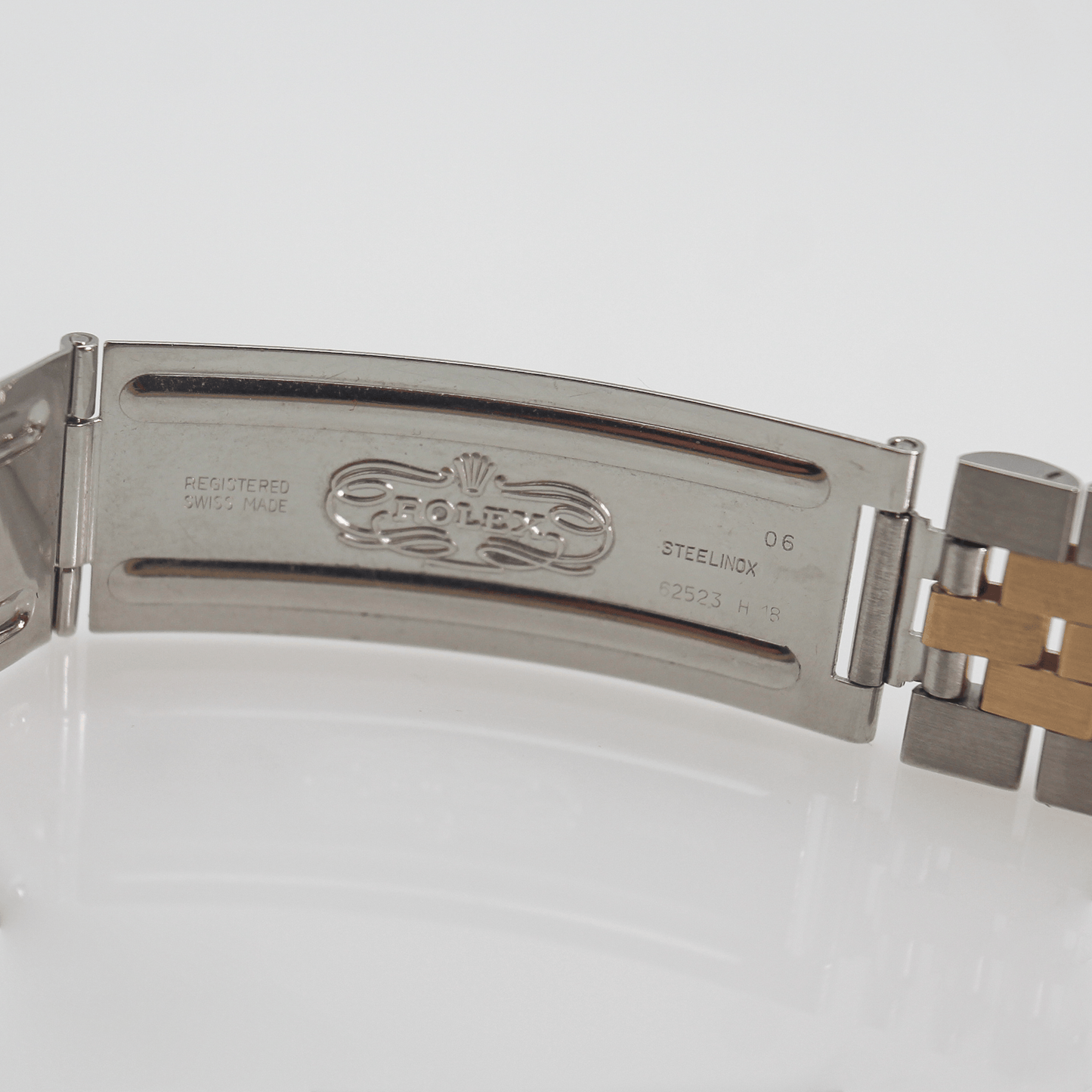 1995 Rolex Datejust 2 Tone Wristwatch Gold & Silver Pawn Shop