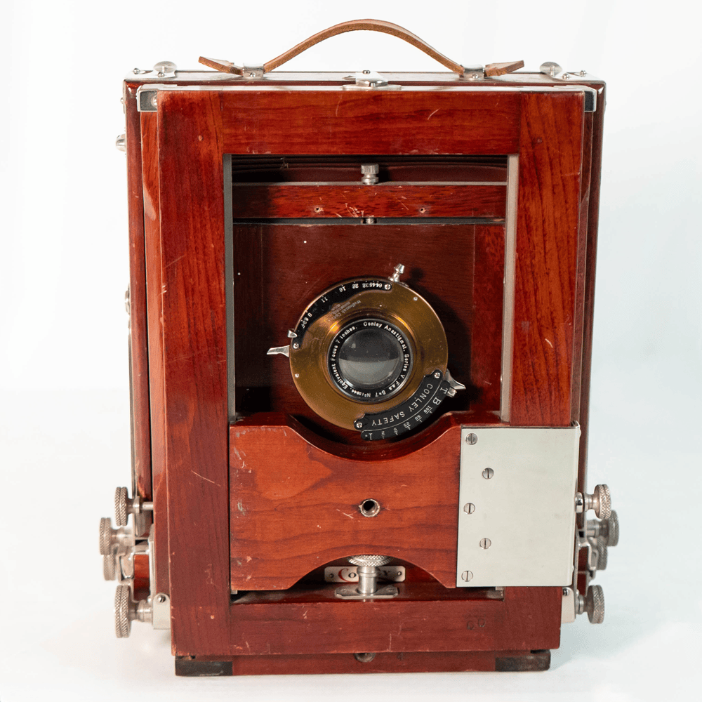 1911 Conley Entertainment Camera Gold & Silver Pawn Shop