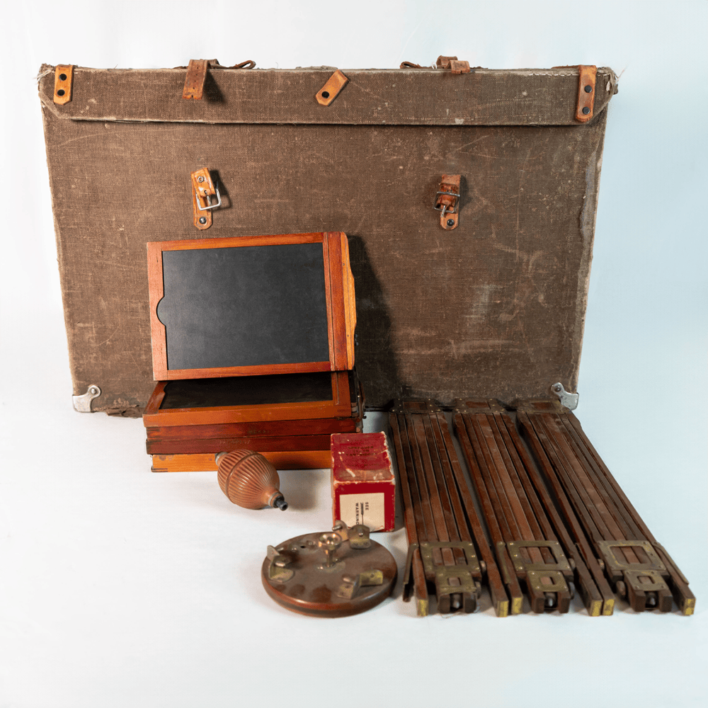 1911 Conley Entertainment Camera Gold & Silver Pawn Shop