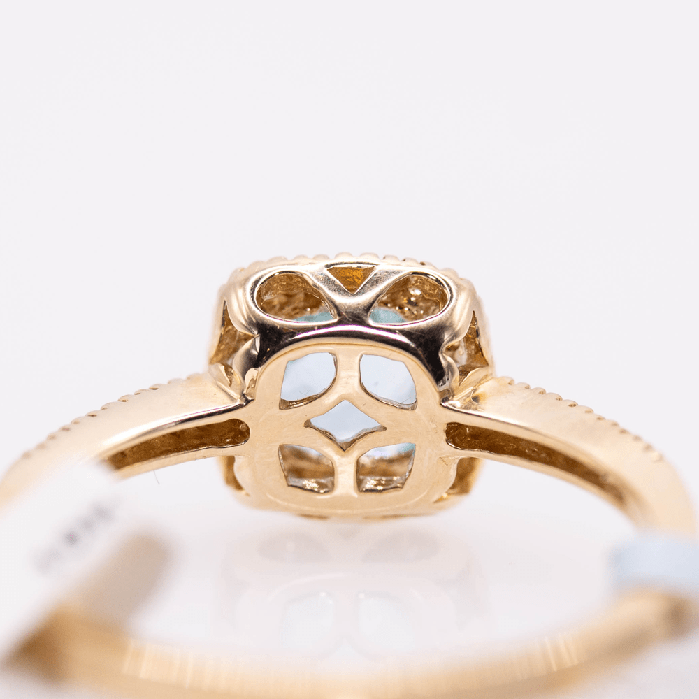 10KYG Blue Topaz Ring 2.3G Gold & Silver Pawn Shop