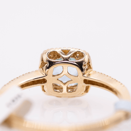 10KYG Blue Topaz Ring 2.3G Gold & Silver Pawn Shop