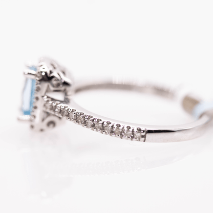 10KWG Blue Topaz & Diamond Ring Gold & Silver Pawn Shop