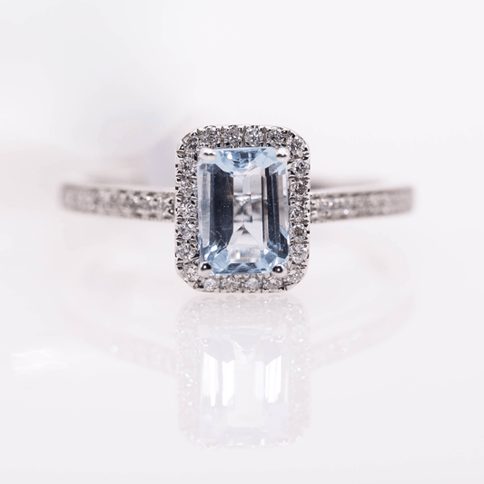 14KWG Aqua Ring Gold & Silver Pawn Shop