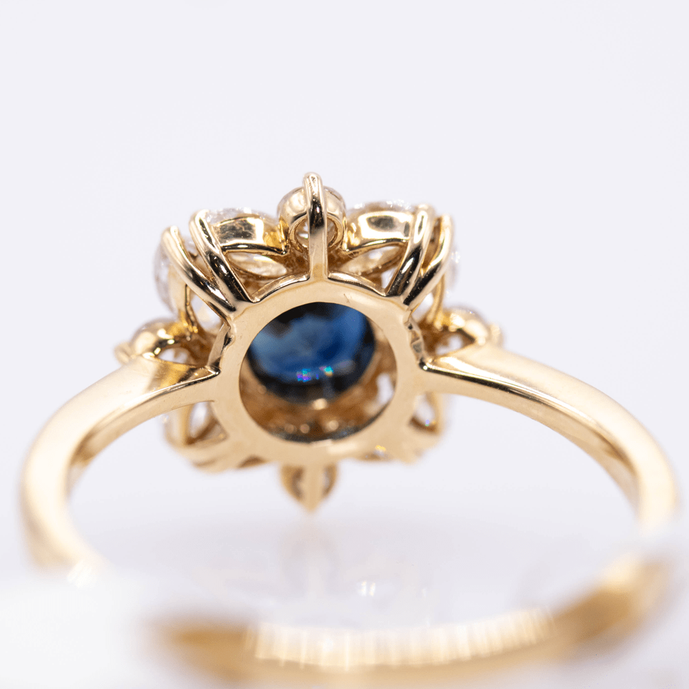 18KYG Round Sapphire Ring Gold & Silver Pawn Shop