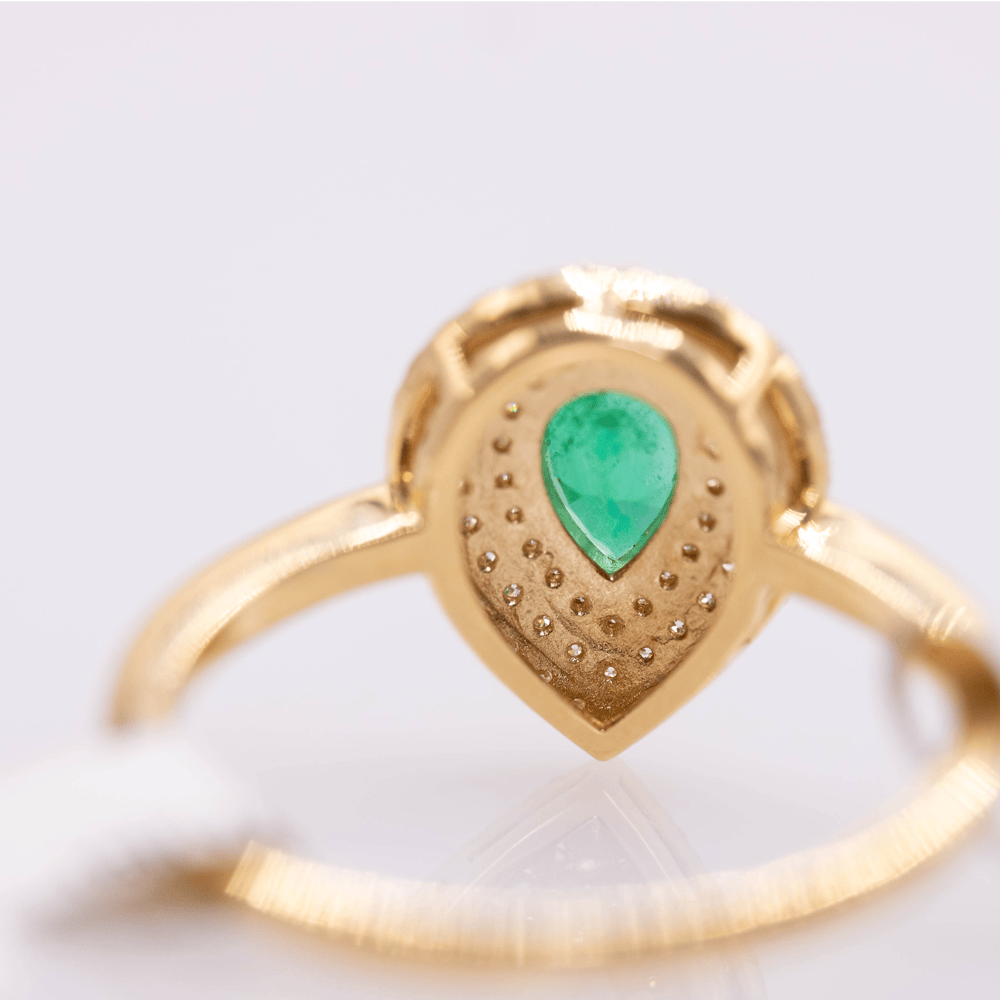 Emerald 18k Ring Gold & Silver Pawn Shop