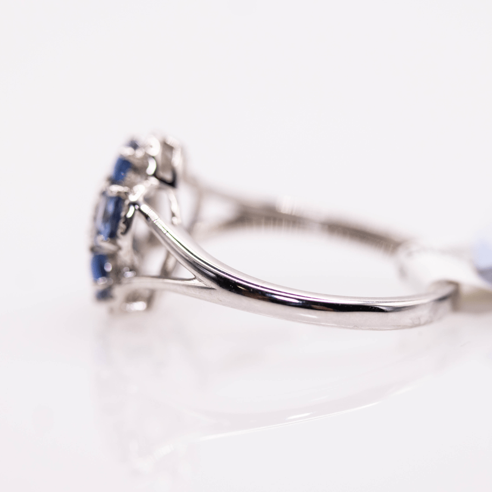 18KWG Sapphire Flower Ring Gold & Silver Pawn Shop