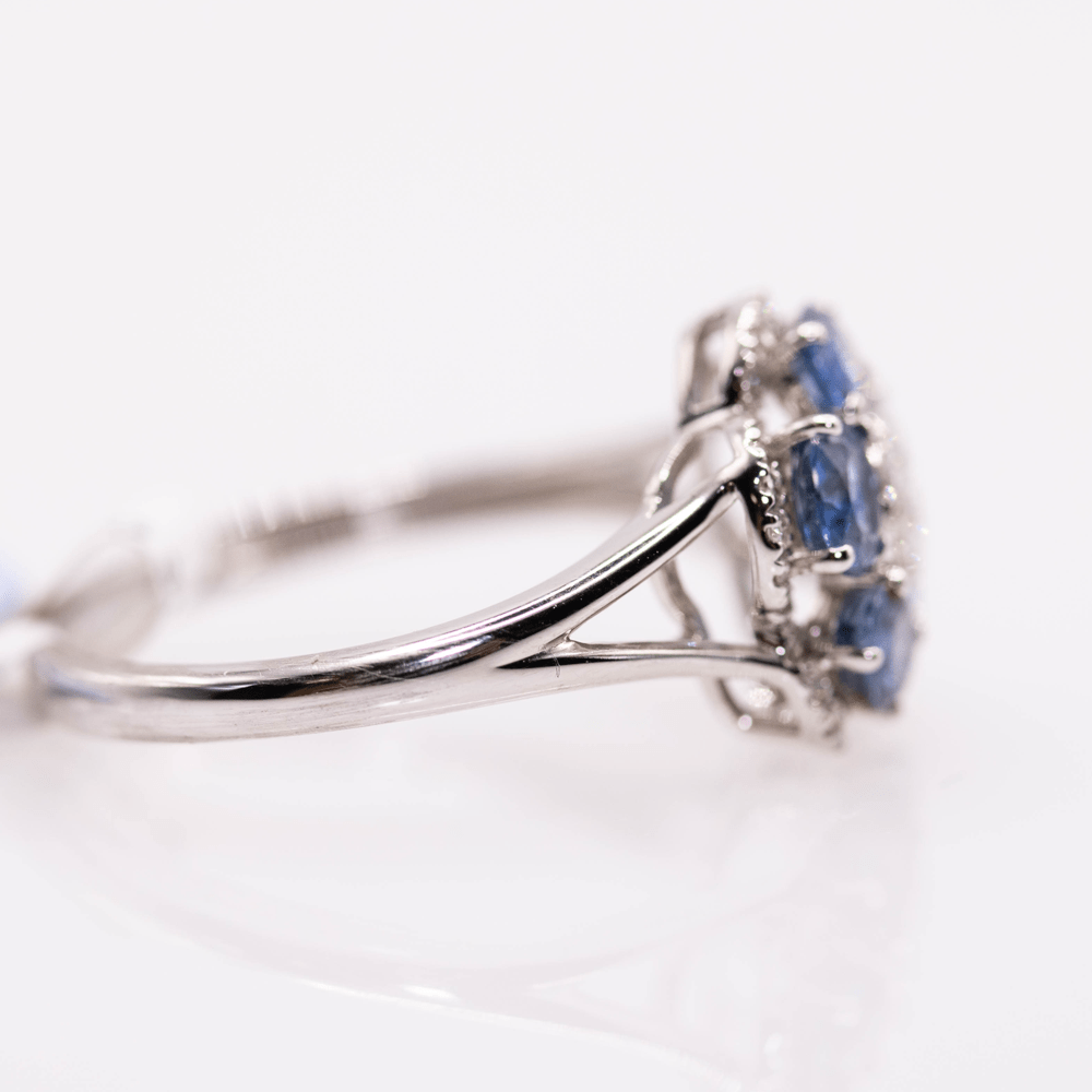 18KWG Sapphire Flower Ring Gold & Silver Pawn Shop