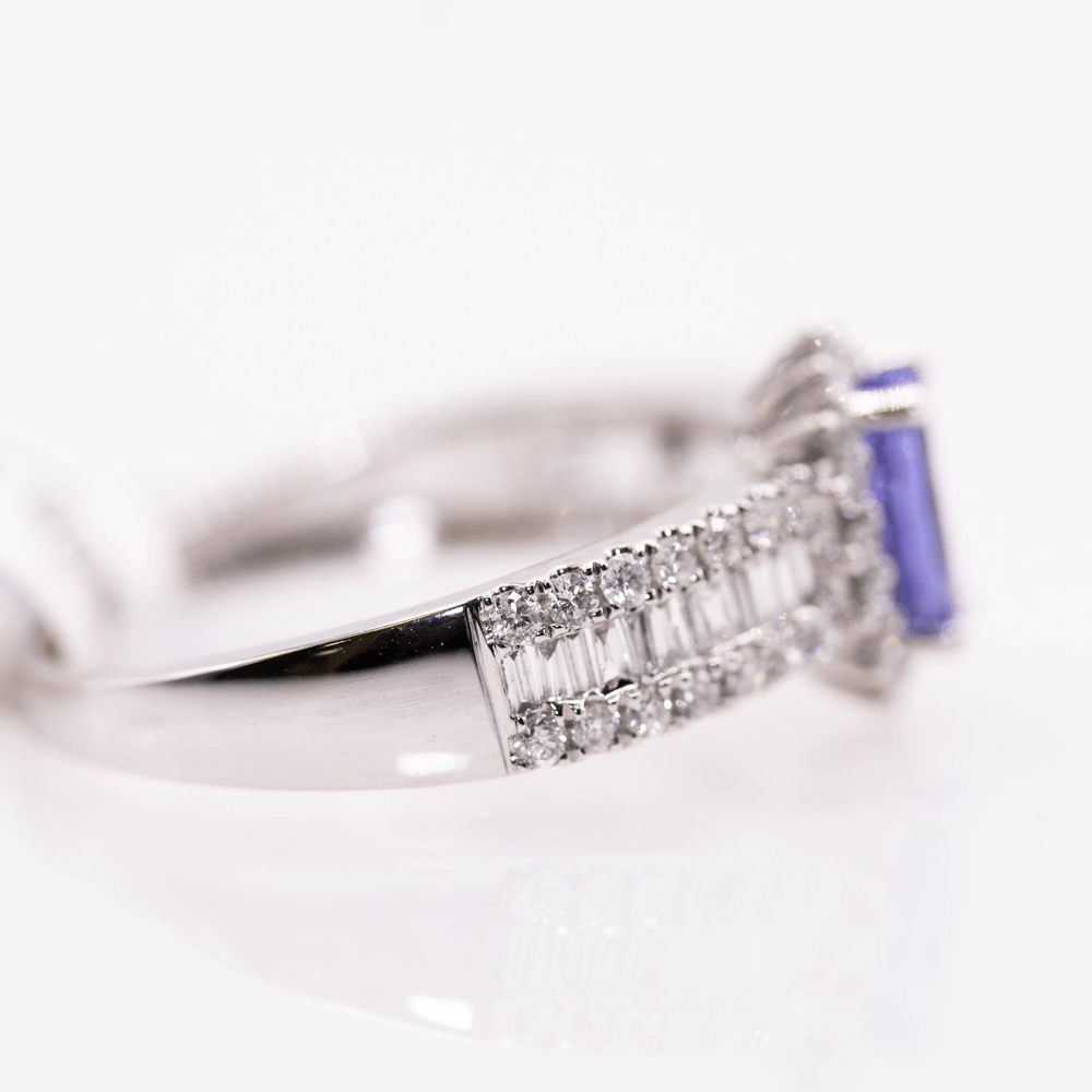 18k Tanzanite Ring Gold & Silver Pawn Shop