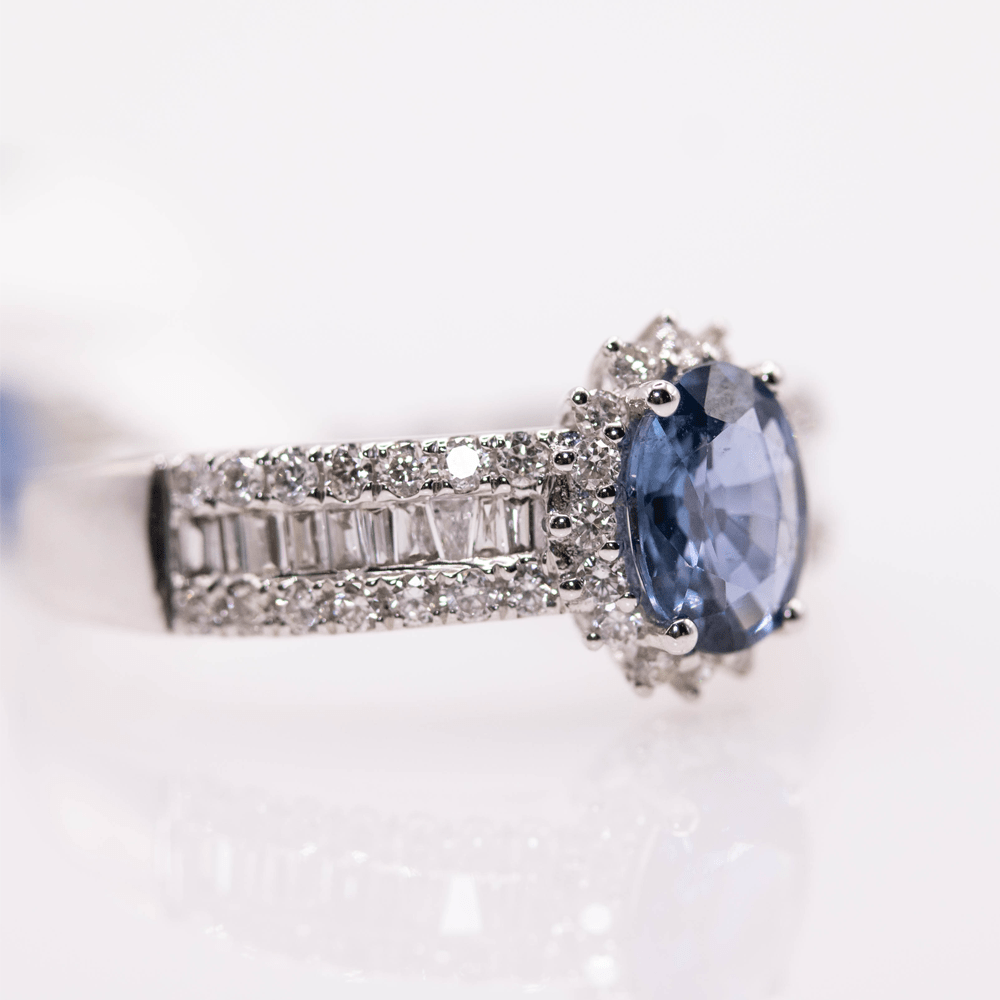 18k Oval Cut Sapphire Ring Gold & Silver Pawn Shop