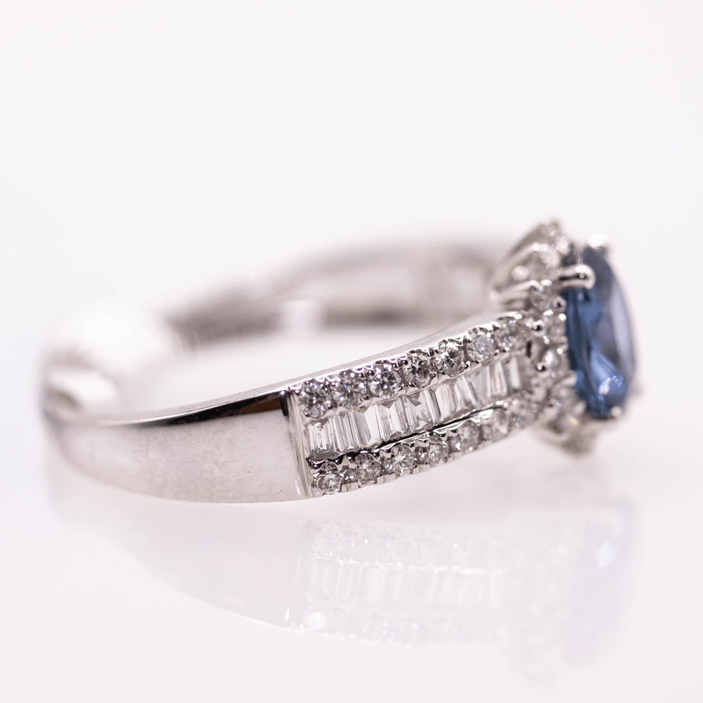 18k Oval Cut Sapphire Ring Gold & Silver Pawn Shop